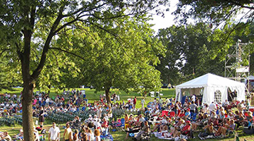 Forest Park Forever Shakespeare Festival, photo by Chris Yunker